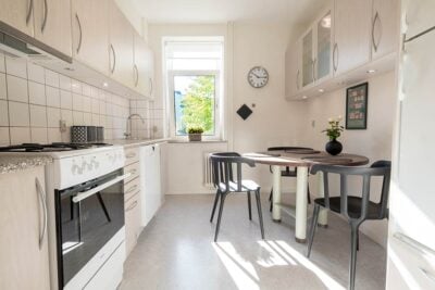 Møbleret 3-værelses lejlighed med gratis parkering - Østre Alle, Aalborg - 4