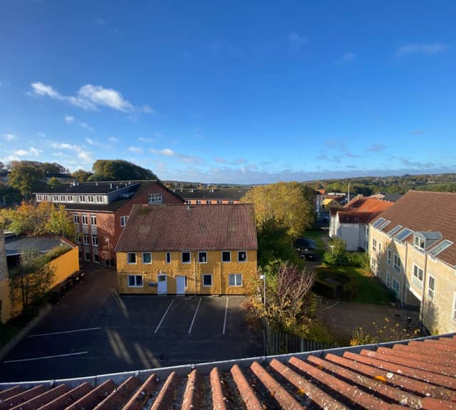 room Lyst værelse i taglejlighed i Hobro centrum