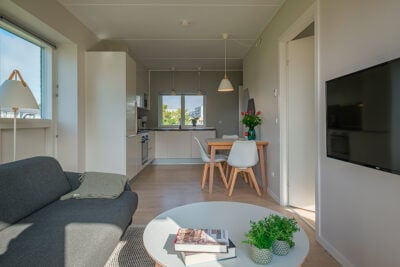 Møbleret og moderne 2-værelses med altan - Venøsundvej, Aalborg Øst - 4
