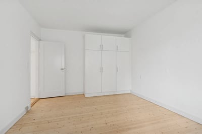 Lys 2-værelses med stor sydvendt altan og fjordudsigt - Toldbodgade, Aalborg - 4