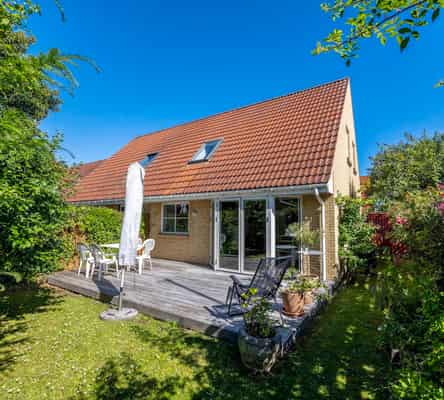 house Møbleret rækkehus nær natur og S-tog