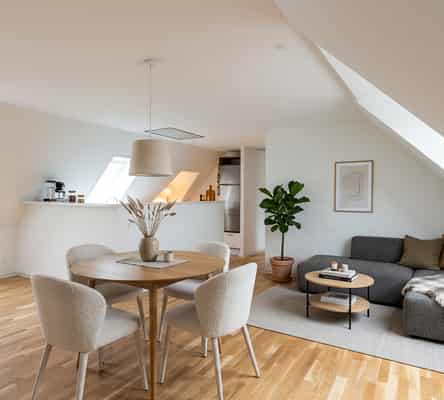 apartment Lys 3-værelses lejlighed på 4. sal ved Østre Anlæg