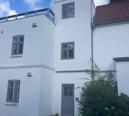 apartment Lys 4-værelses lejlighed i roligt område