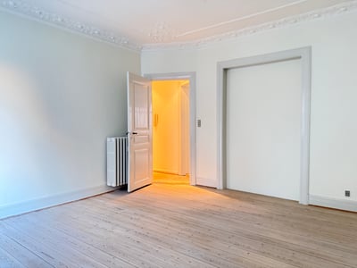 Charmerende 4-værelses lejlighed med stuk og elevator - Prins Christians Gade, Randers C - 1