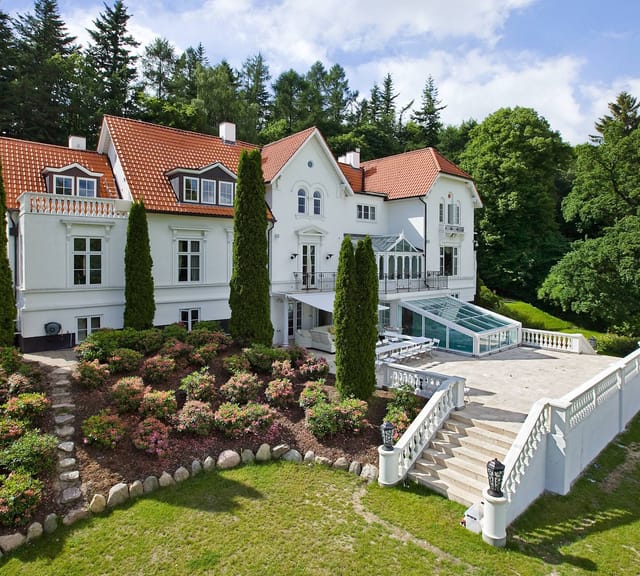 house I skovens dybe stille ro!