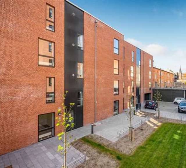 apartment Moderne lejlighed med altan