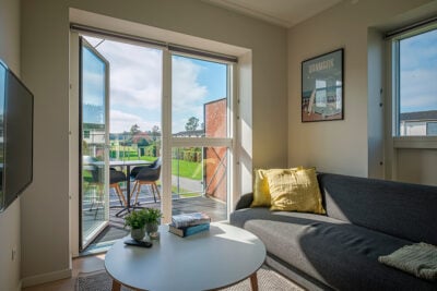 Møbleret og moderne 2-værelses med altan - Venøsundvej, Aalborg Øst - 1