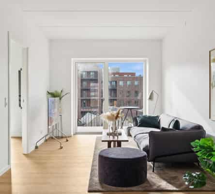 apartment Bright 3-room apartment with west-facing balcony
