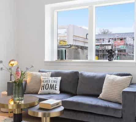 apartment 4 værelses lejlighed i 2 plan med altan