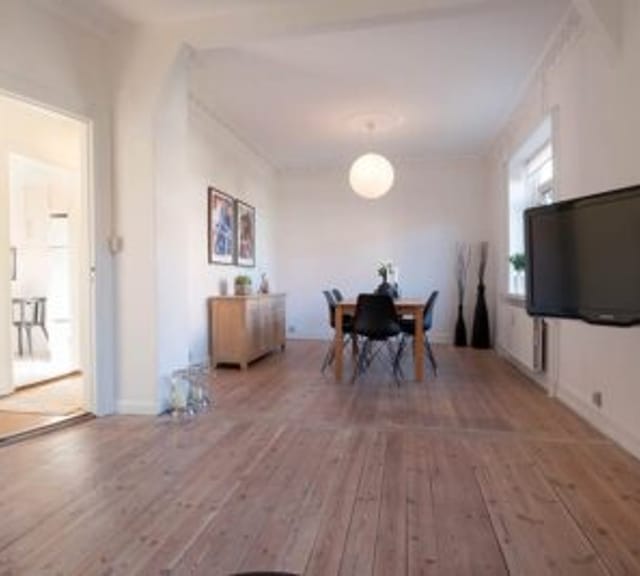 apartment Furnished 3-room apartment with free parking