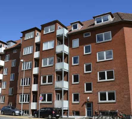 apartment Lys 3-værelses med altan og åudsigt