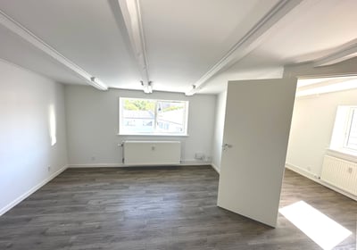 Centralt beliggende lejlighed med lyst køkken-alrum - Gravene, Viborg - 2
