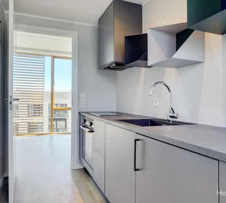 apartment Lys 1-værelses studiebolig på 36 m² i Frederiksberg