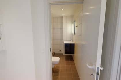 Bright three-room apartment in central Aalborg – photo 9