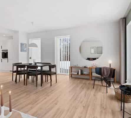 townhouse Rækkehus i Gistrup med moderne detaljer