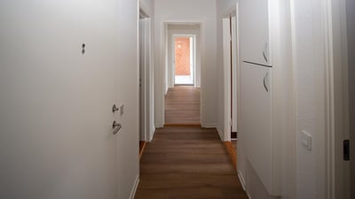 Renoveret lejlighed med nye vinduer og gulve - Lindegårdsvej, Frederikshavn - 1