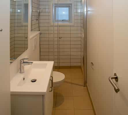 apartment Renoveret lejlighed med nye vinduer og gulve