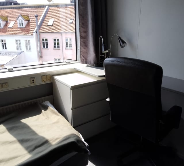 room Studio with Shared Facilities Close to the City Centre