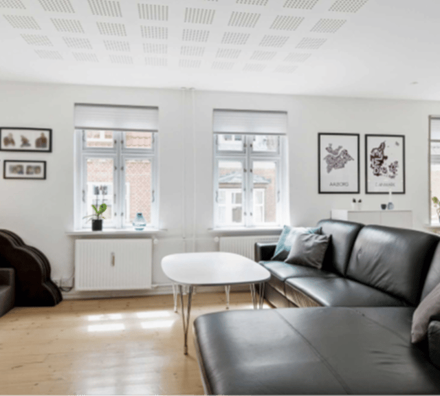 apartment Topplanslejlighed med altan og garage i Aalborg