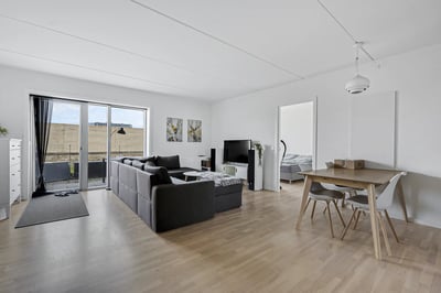 Bright and share-friendly 4-room apartment, 90 m² - James Tobins Alle, Aalborg Øst - 1