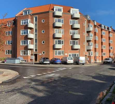 apartment Lys 1-værelses med to altaner centralt i Randers
