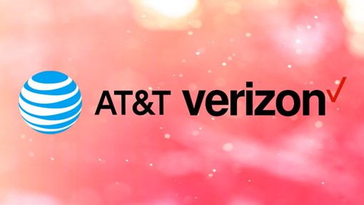TechDogs-"Why Were AT&T And Verizon’s Customers Not Notified?"-"AT&T And Verizon Logos Against A Pink Gradient Background"