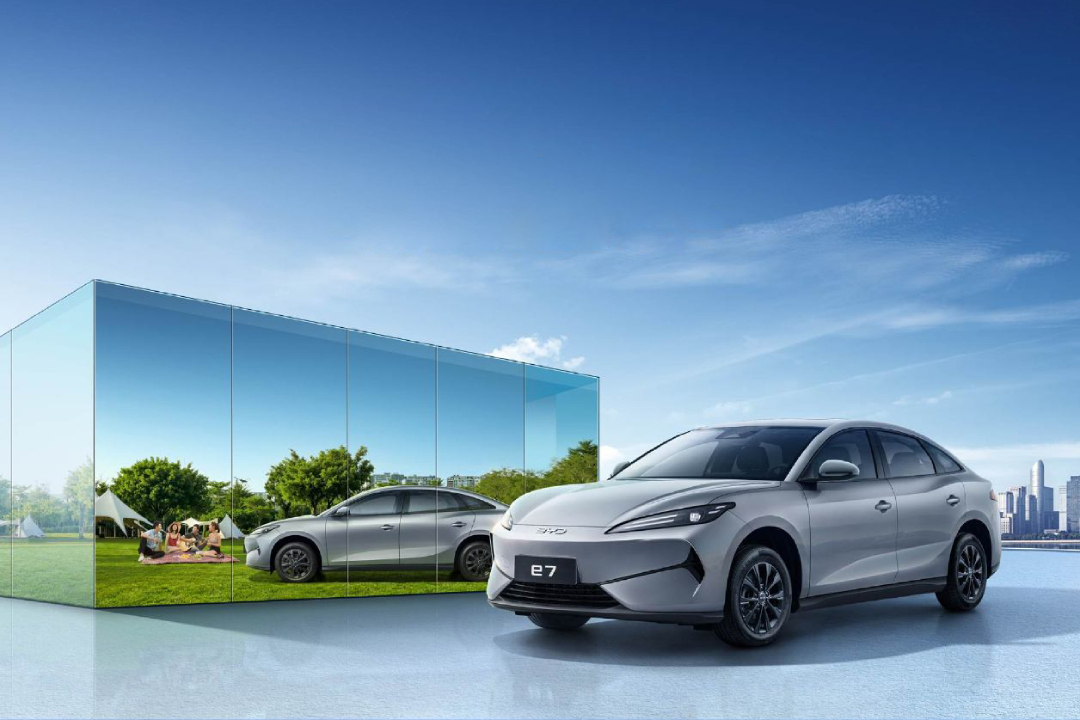 TechDogs-"An Image Of BYD's BYD e7 EV"