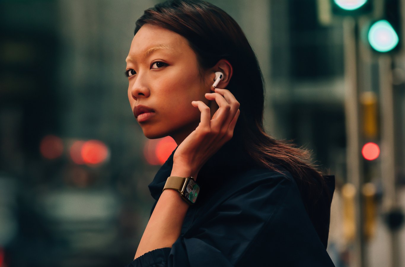 TechDogs-"An Image Of The Apple Watch In Use"