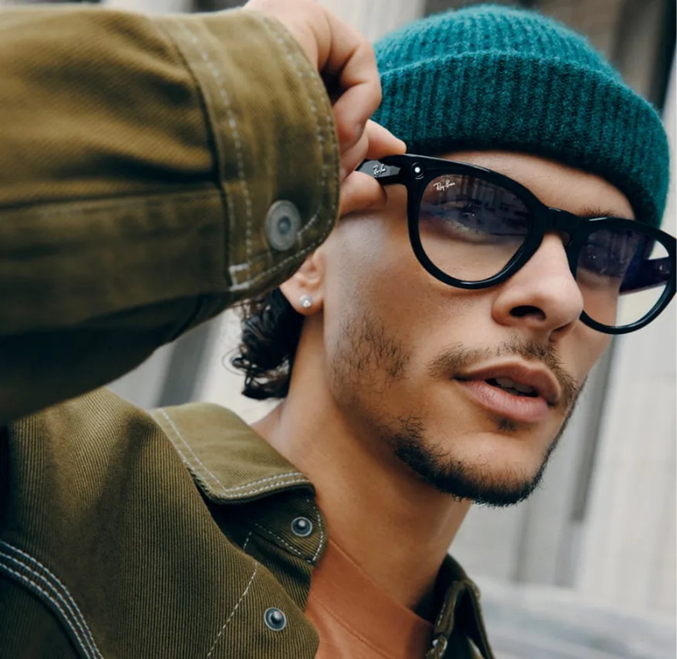 TechDogs-"The Best Of Ray-Ban Meta Smart Glasses"-"An Image Showing A Man Wearing The Ray-Ban Meta Smart Glasses"