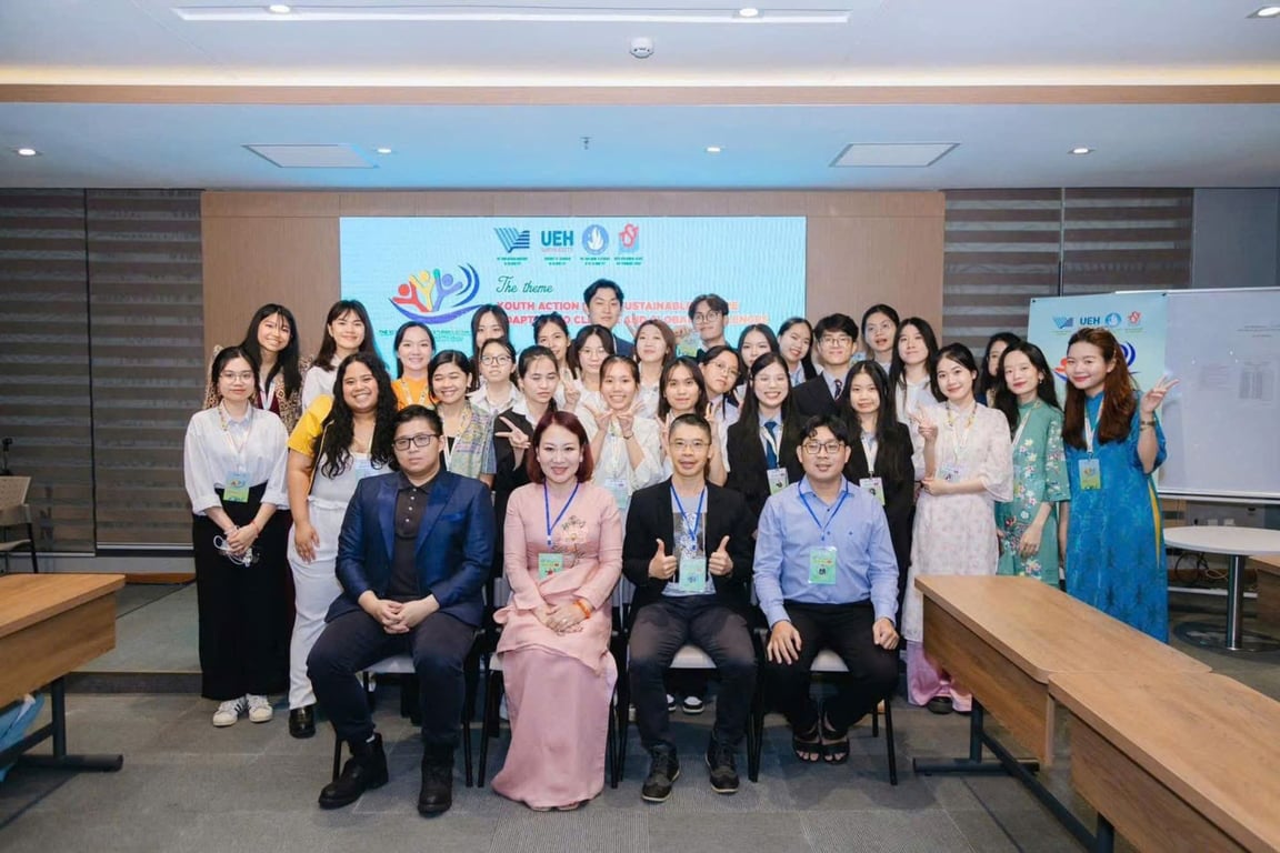 vlu-sinh-vien-van-lang-tham-du-dien-dan-khoa-hoc-sinh-vien-quoc-te-issf-2025-khang-dinh-nang-luc-nghien-cuu-va-tu-duy-toan-cau-c.jpg