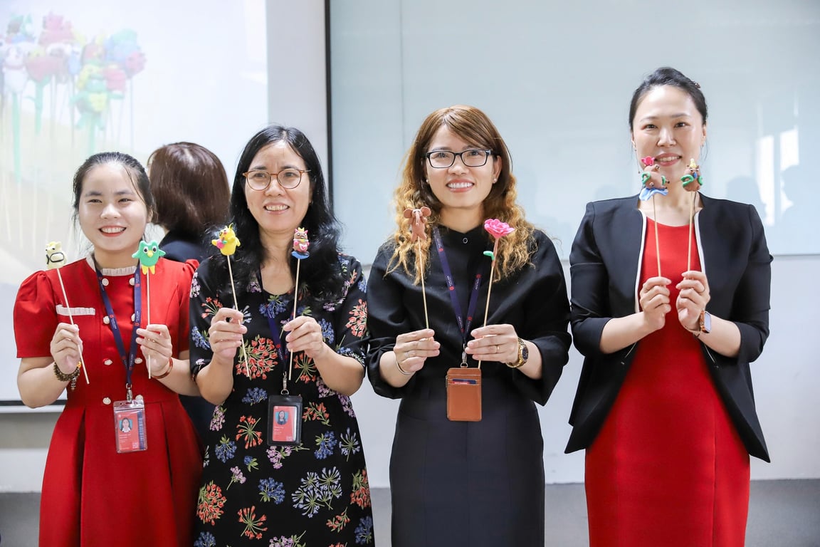 dai-hoc-van-lang-don-tiep-dai-hoc-dongseo:-cung-viet-tiep-hanh-trinh-ket-noi-thanh-nien-quoc-te-f.jpg