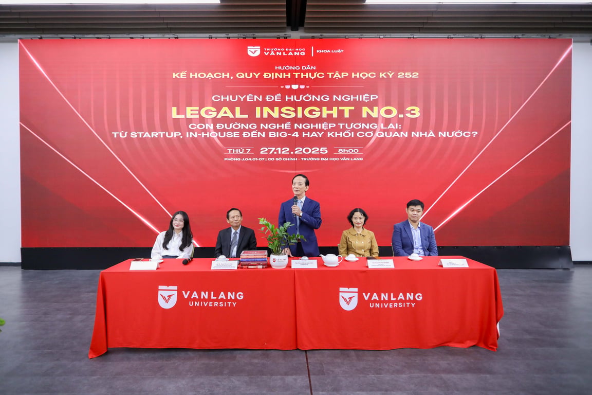 khoa-luat-truong-dai-hoc-van-lang-da-to-chuc-chuong-trinh-huong-dan-ke-hoach,-quy-dinh-thuc-tap-hoc-ky-252-va-chuyen-de-huong-nghiep-egal-insight-no3-con-duong-nghe-nghiep-tuong-lai-b.jpg