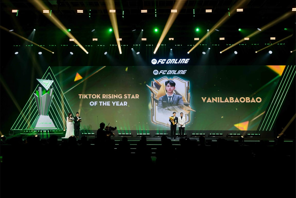 Sinh viên Truyền thông Đa phương tiện Văn Lang tỏa sáng trong lĩnh vực sáng tạo nội dung về esport-b.jpg