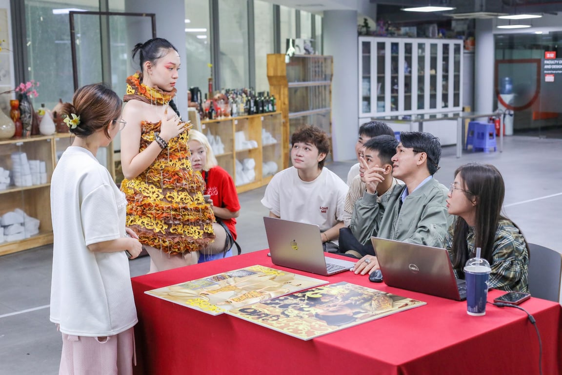 vlu-do-an-cuoi-hoc-phan-vat-lieu-may-chuyen-nganh-thiet-ke-thoi-trang-c.jpg