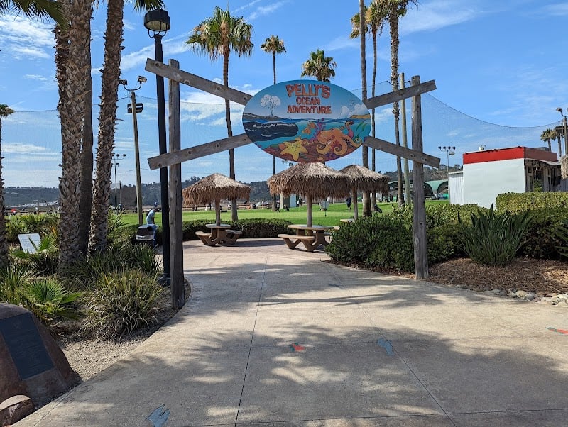 Pelly's Mini Golf banner