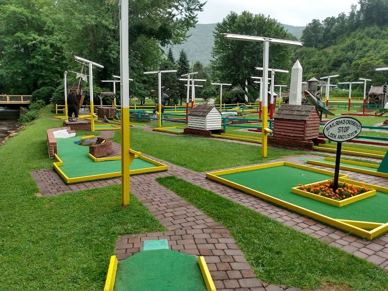 Maggie Valley Carpet Golf banner