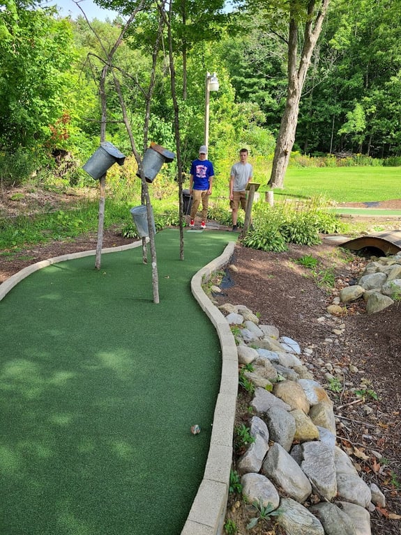 Mendon Mini Golf & Snack Bar banner
