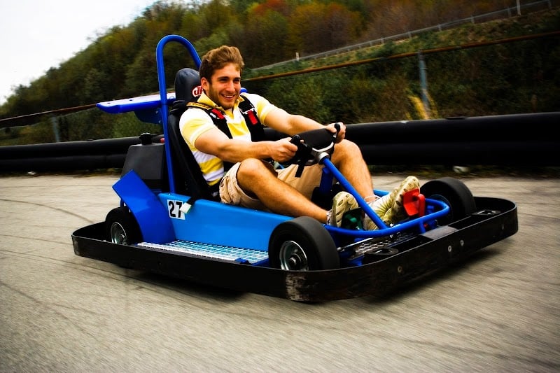 Statler's Fun Center banner