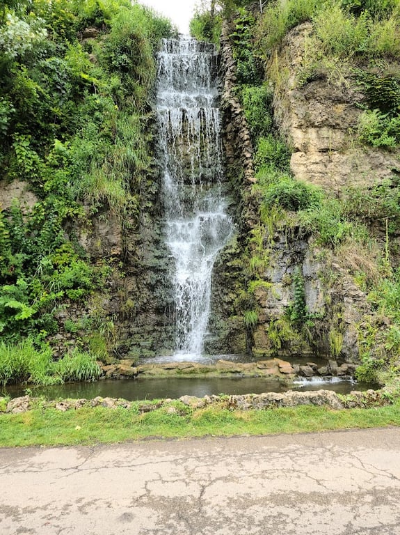 Wing It! Mini Golf banner