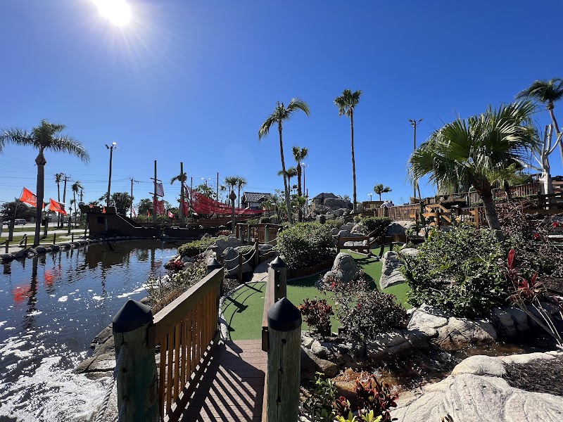 Smugglers Cove Adventure Golf banner