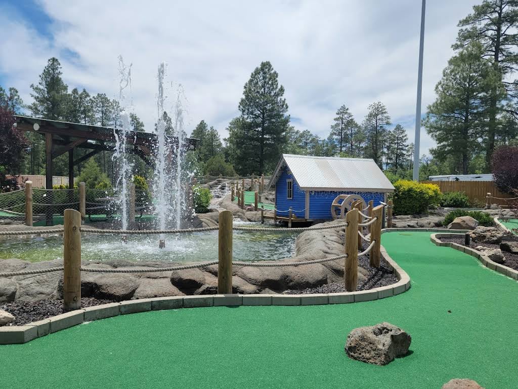 White Mountain Family Fun Park banner