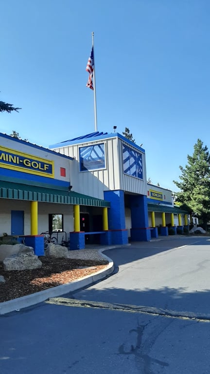 Sun Mountain Fun Center banner