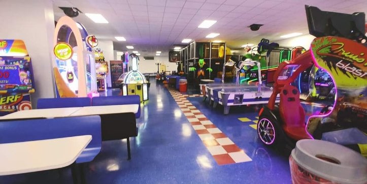 Vince's Sports Center banner