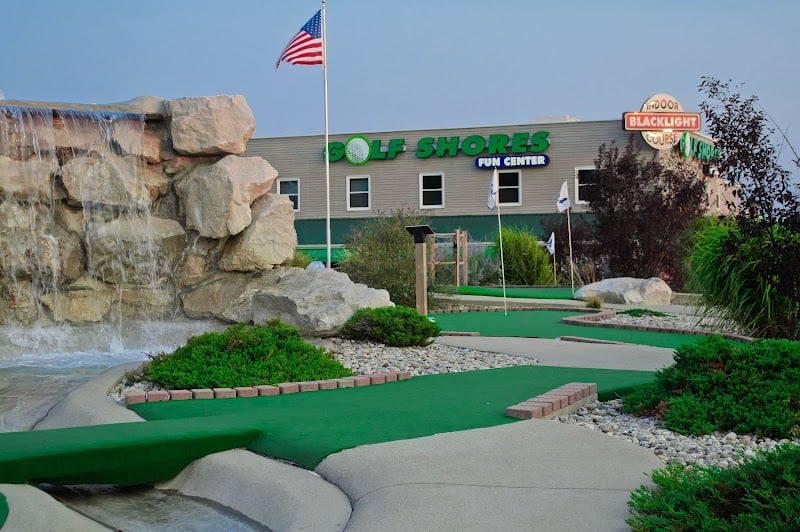 Golf Shores Fun Center banner