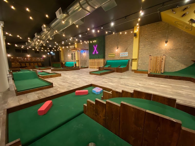 Big Mini Putt Club banner