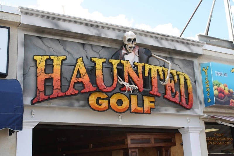 Haunted Golf banner