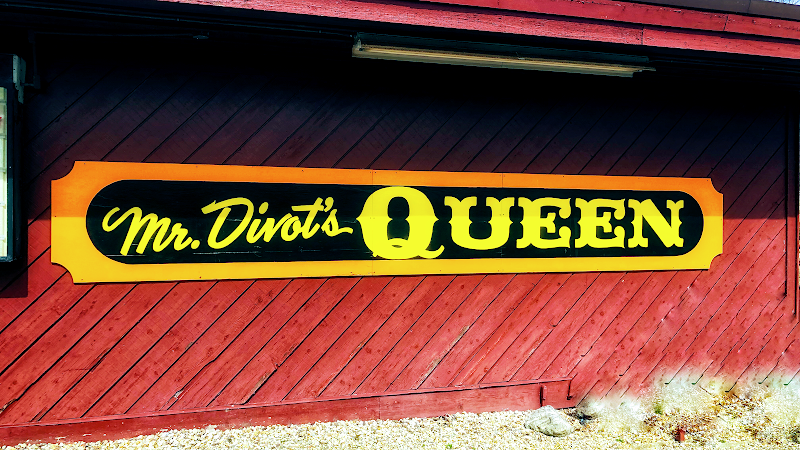 Mr Divot's Miniature Golf banner