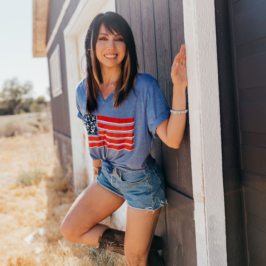 USA T-shirt (Crew and V-Neck) - Image 7