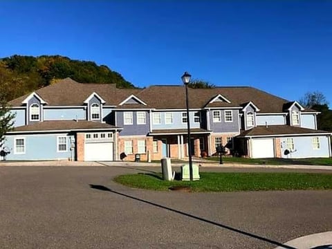 X-Stream Pressure Washing & Lawncare INC.