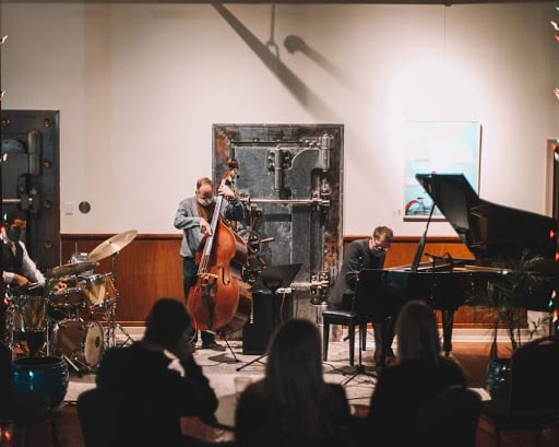 The Flat 9 Jazz Club